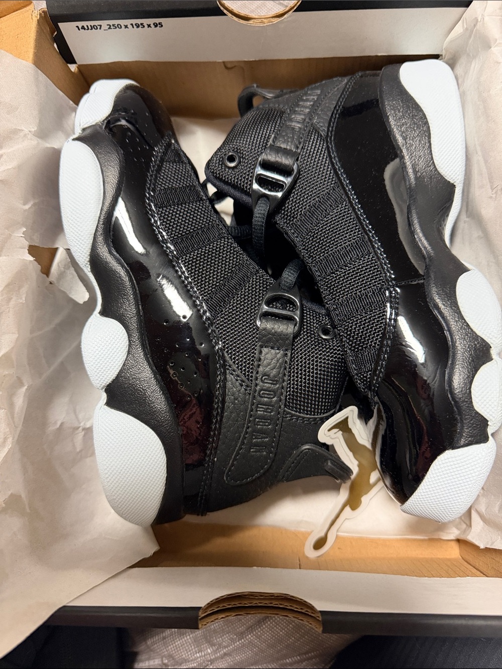 Jordan 6 Rings (PS) Kids Black and White Retro Patent Basketball Sneakers Brand